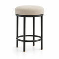 Taburete de bar redondo tapizado beige estructura metálica negra con reposapiés circular detalles dorados altura asiento 65 cm diámetro 35 cm